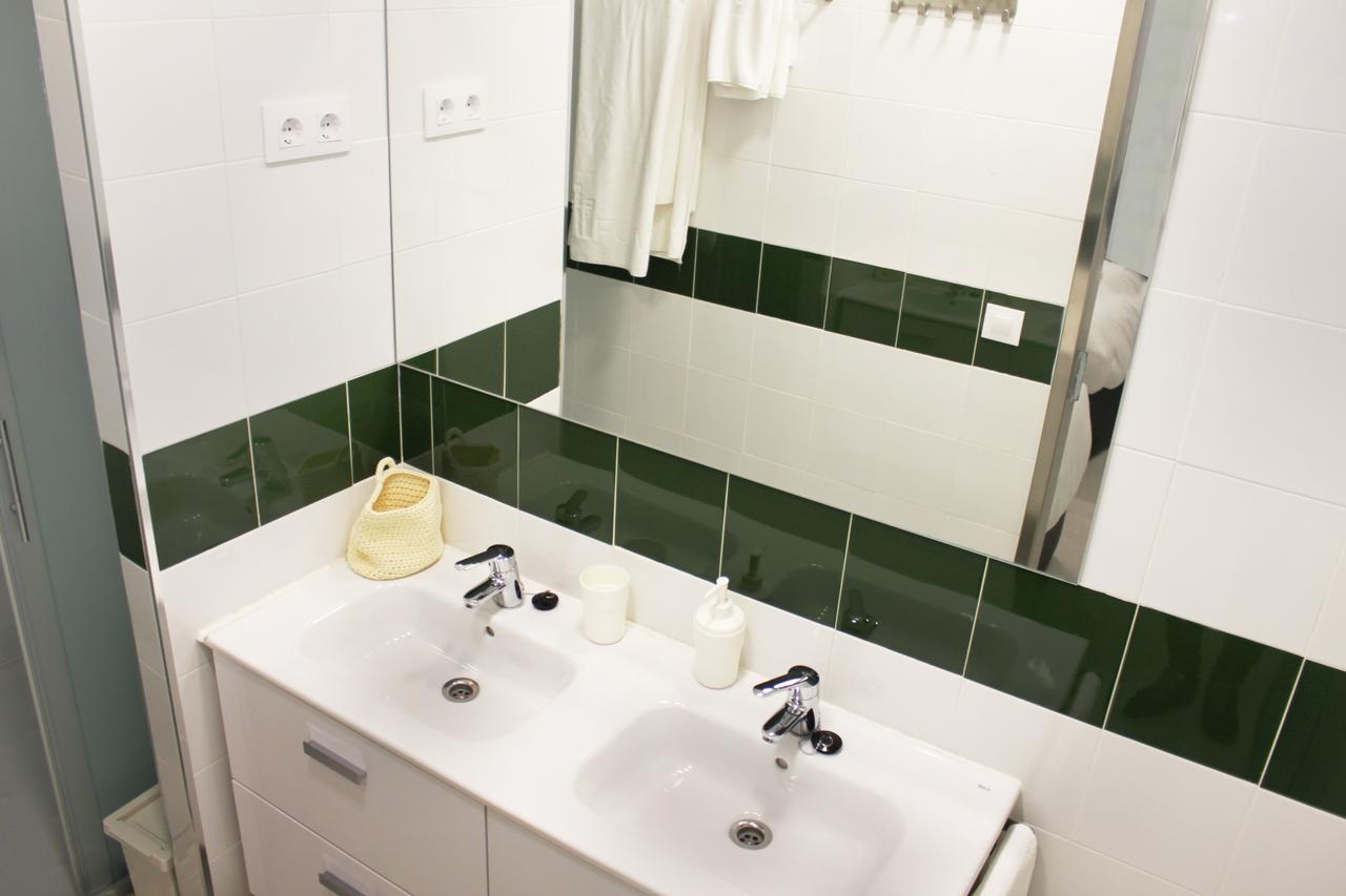 Apartamentos Funway มาดริด ภายนอก รูปภาพ